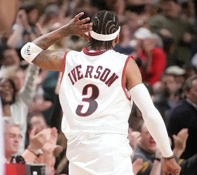 鸣潮后空翻 鸣潮后空翻